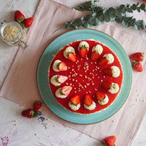 Read more about the article Erdbeer-Joghurt-Torte