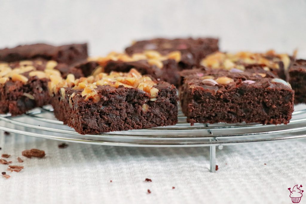 Saftige Brownies – Sahnehäubchen