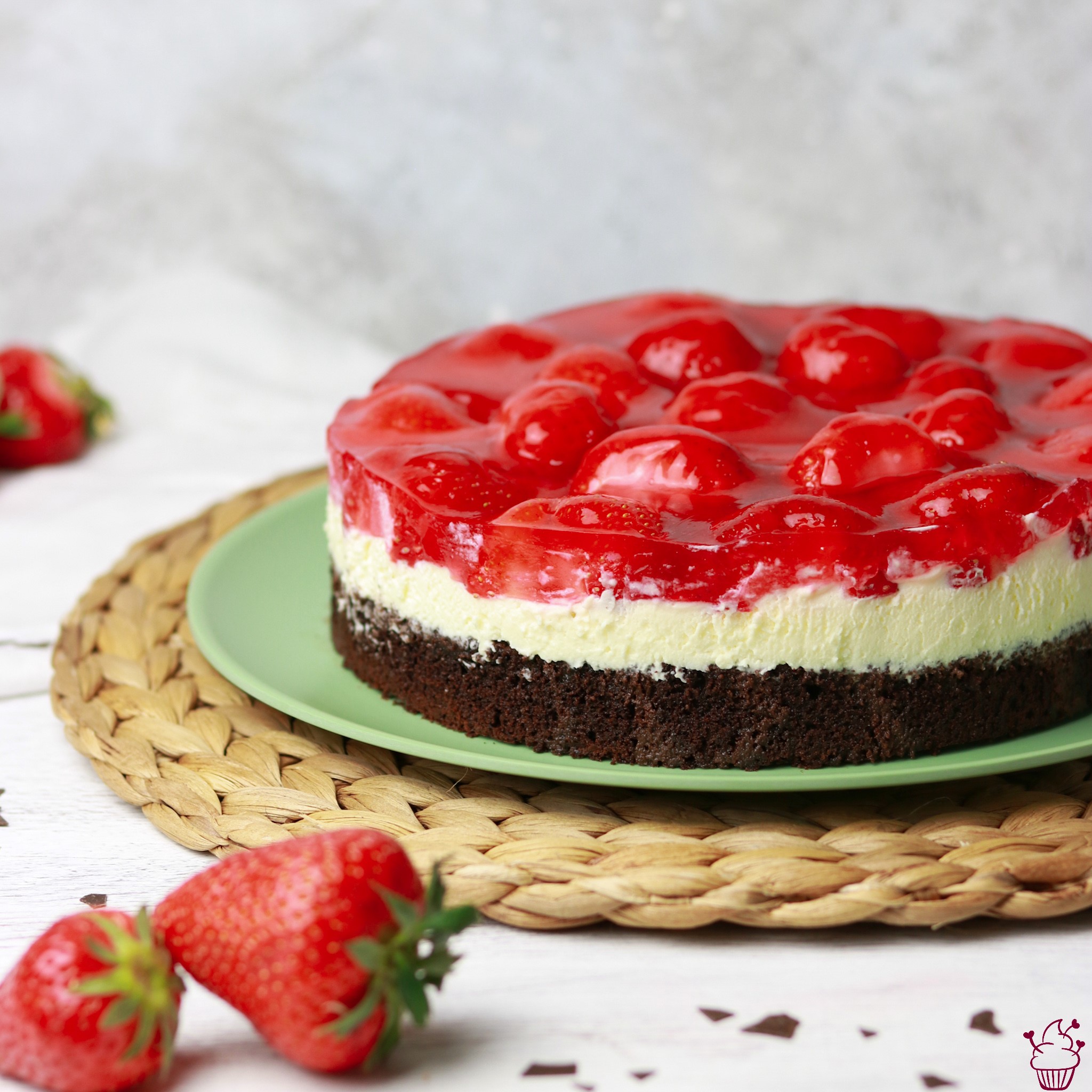 Read more about the article Erdbeer-Brownie-Torte